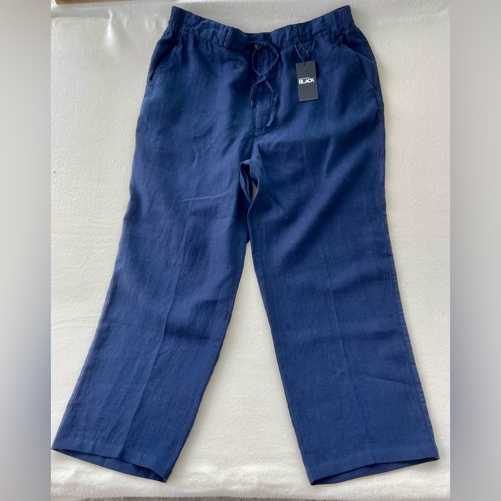 Westport Black 100% Linen women’s pants size 2XT
Navy blue New tags casual